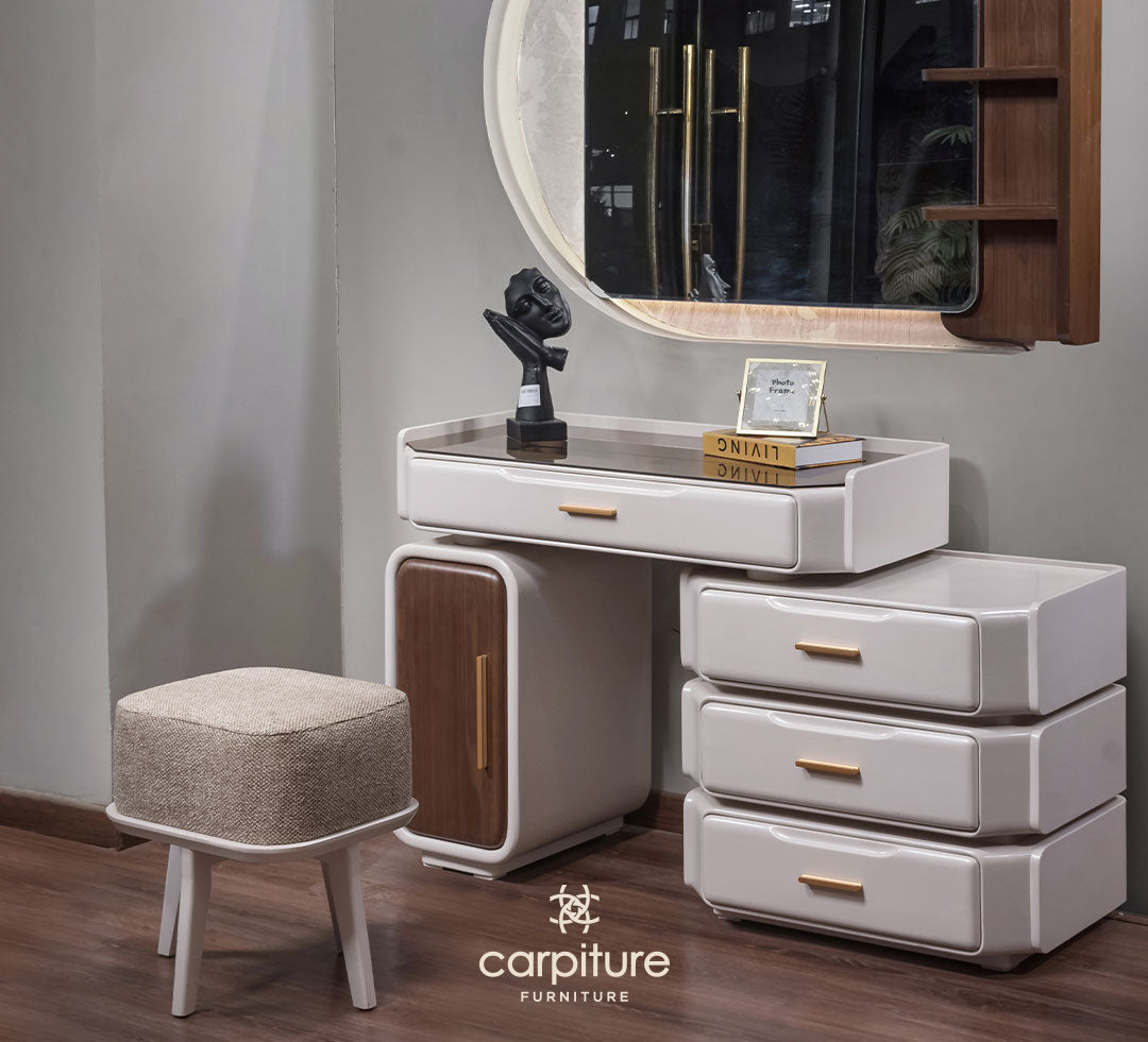 Youth bedroom Marasi